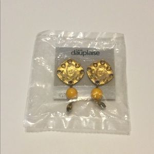 Vintage Carol Dauplaise Clip On Earrings NIP
